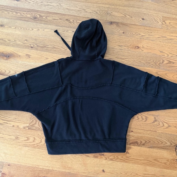 Alo Yoga Dimension Hoodie in Black Size (Size X-Small/Small) - Picture 6 of 8